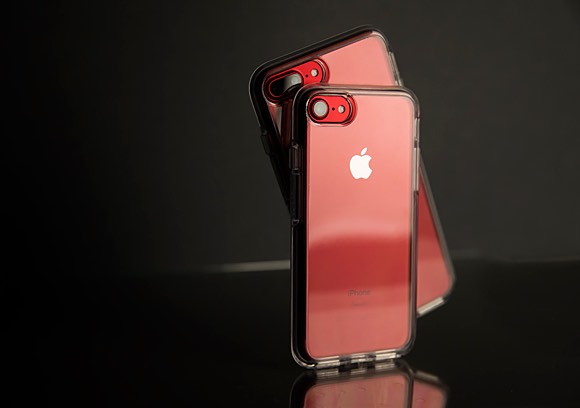 The True Color Of Iphone 7 And Iphone 7 Plus Product Red Shines Through With Symmetry Series Clear Cases