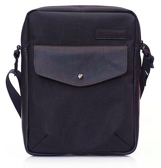 WaterField Debuts Travel-ready Bolt Crossbody Tablet and Laptop Bag ...
