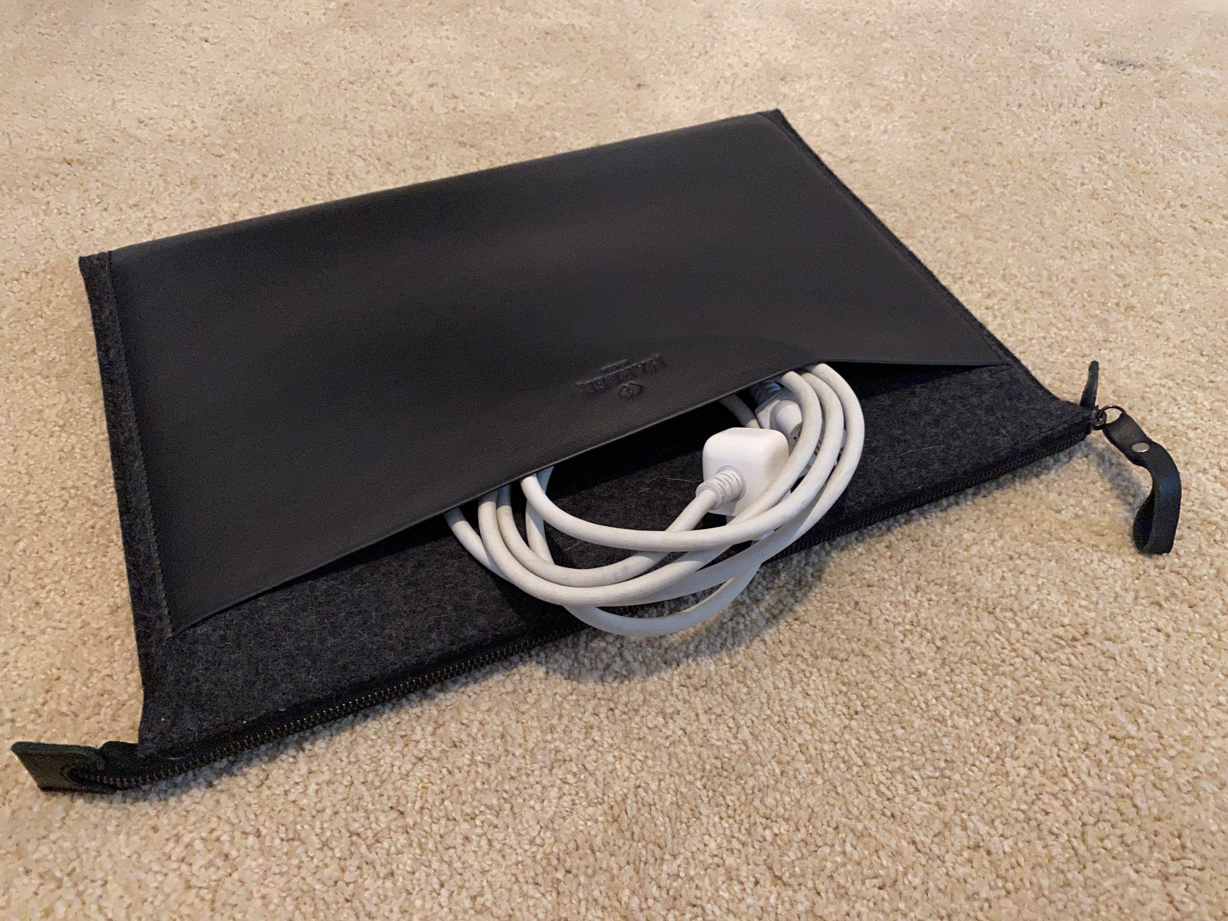 Review: Harber London Folio MacBook Leather & Felt Sleeve | MacPrices.net